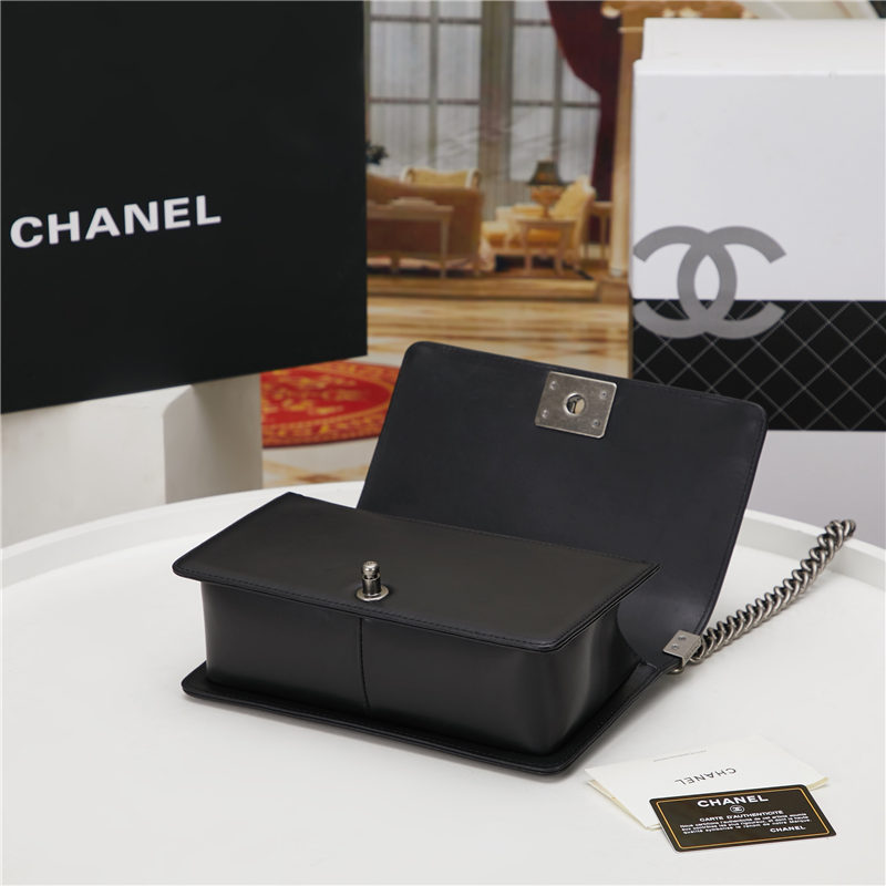 BOY Chanel HANDBAG Lambskin Black B