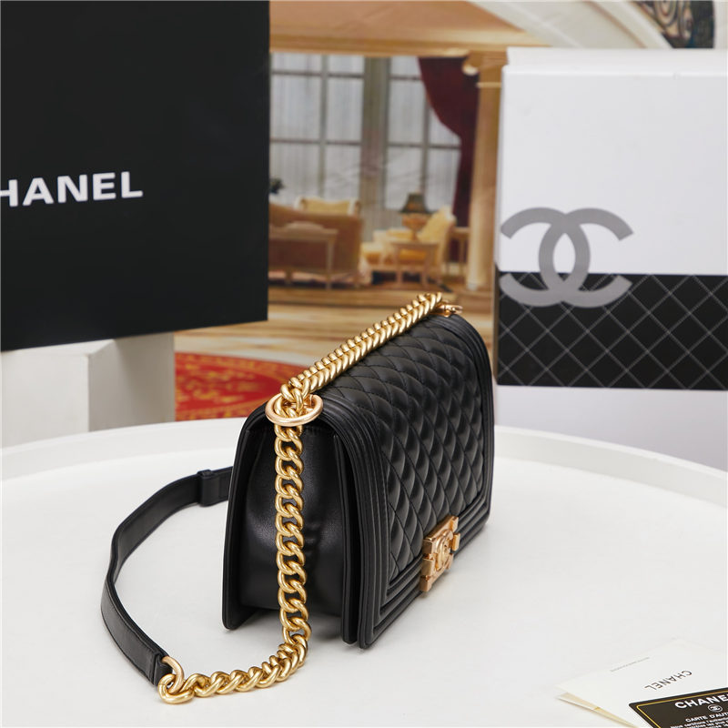 BOY Chanel HANDBAG Lambskin Black B