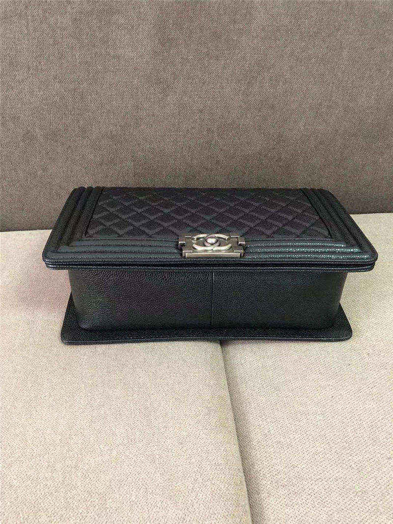 LARGE BOY Chanel HANDBAG Grained Calfskin Black High