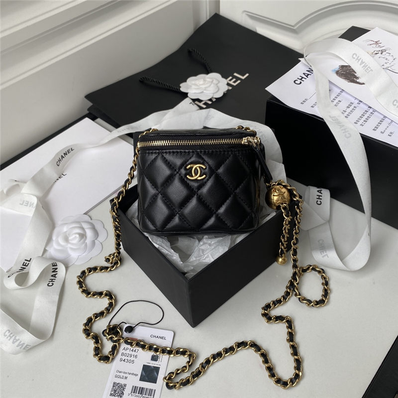 Chanel SMALL VANITY WITH CHAIN Lambskin & Gold-Tone Metal AP1447 Black A