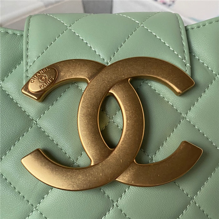 Chanel SMALL MESSENGER BAG Lambskin & Gold-Tone Metal AS4609 Green A