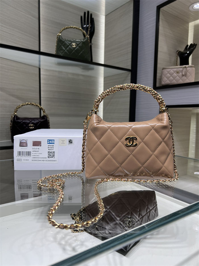 Chanel CLUTCH WITH CHAIN AP4189 Shiny Lambskin & Gold-Tone Metal Nude High