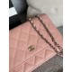 Classic Wallet on Chain AP0250 Grained Calfskin Pink Silver Metal B