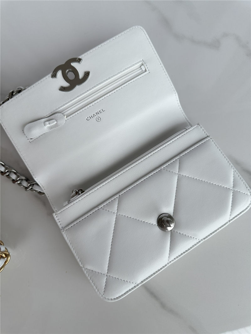 Chanel 19 WALLET ON CHAIN-A Shiny Lambskin, Gold/Silver-Tone & Ruthenium-Finish Metal White A