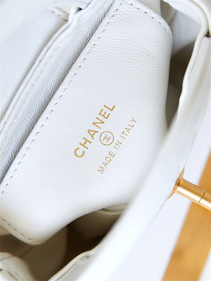 Chanel CLUTCH WITH CHAIN AP3435 Shiny Aged Calfskin & Gold-Tone Metal White High