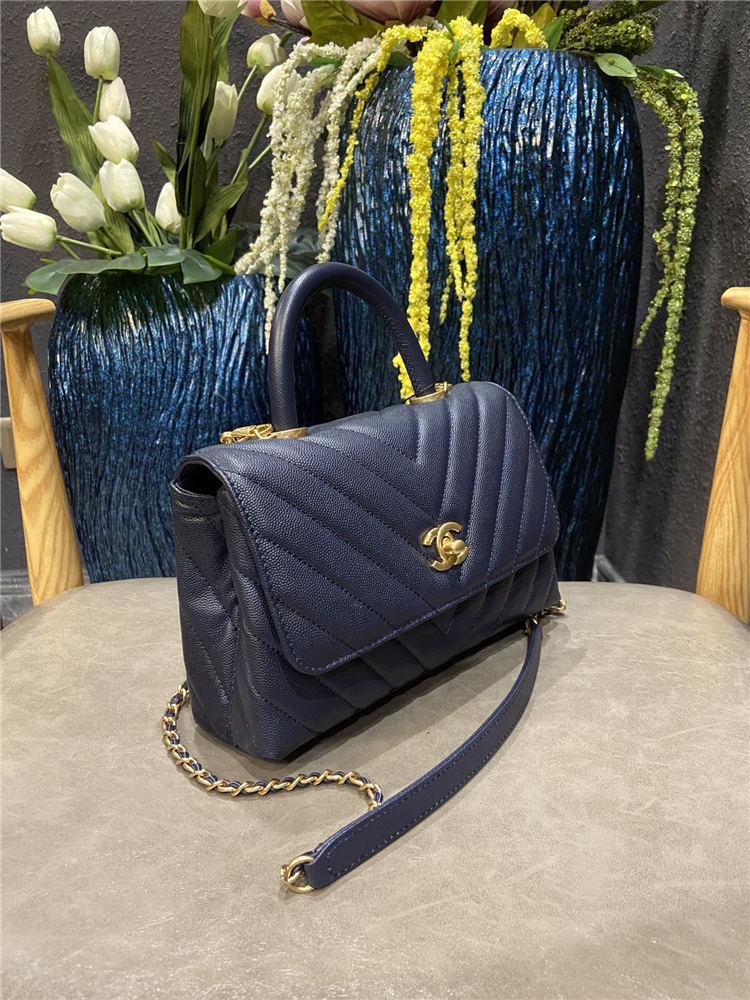 SMALL FLAP BAG WITH TOP HANDLE Chevrons Pattern Grained Calfskin Navy Blue Gold Metal High