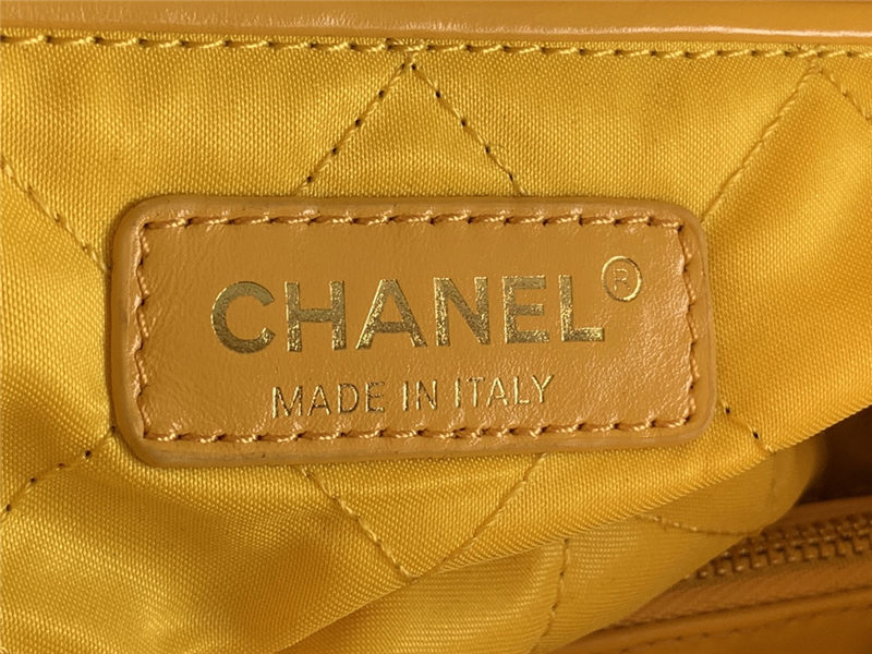 Chanel 22 SMALL HANDBAG Shiny Calfskin & Gold-Tone Metal AS3260 Yellow High