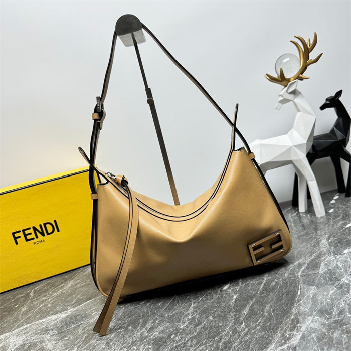 Fendi Simply Medium shoulder bag Leather High