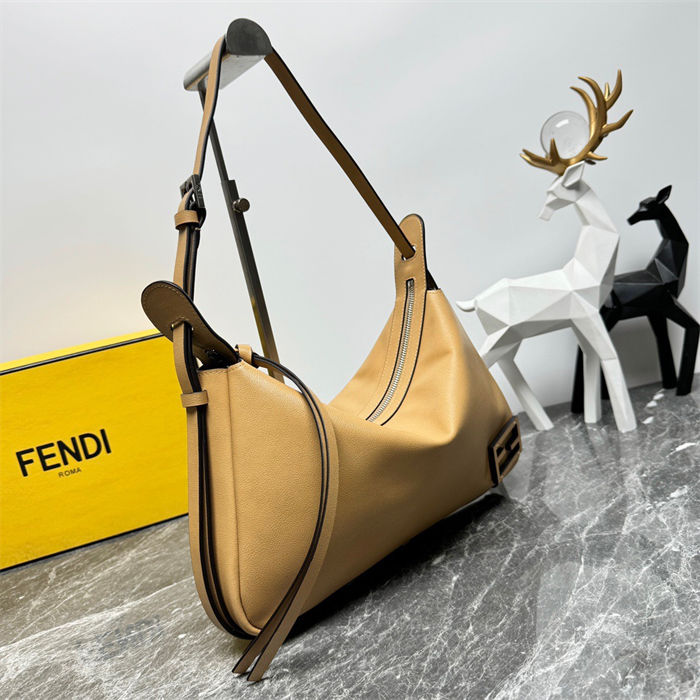 Fendi Simply Medium shoulder bag Leather High