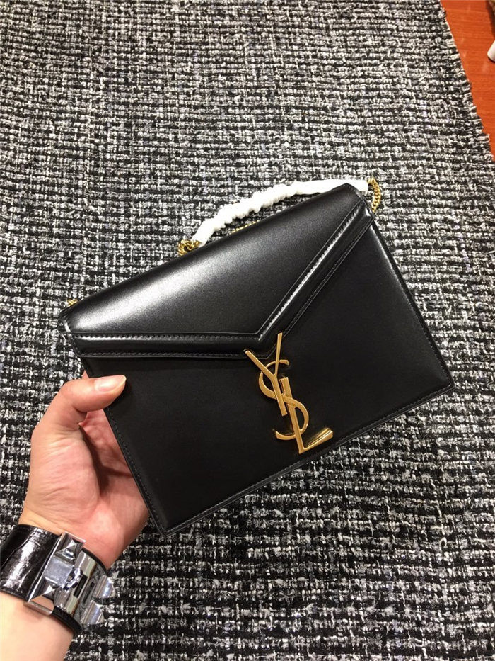 CASSANDRA MEDIUM CHAIN BAG IN SMOOTH LEATHER High