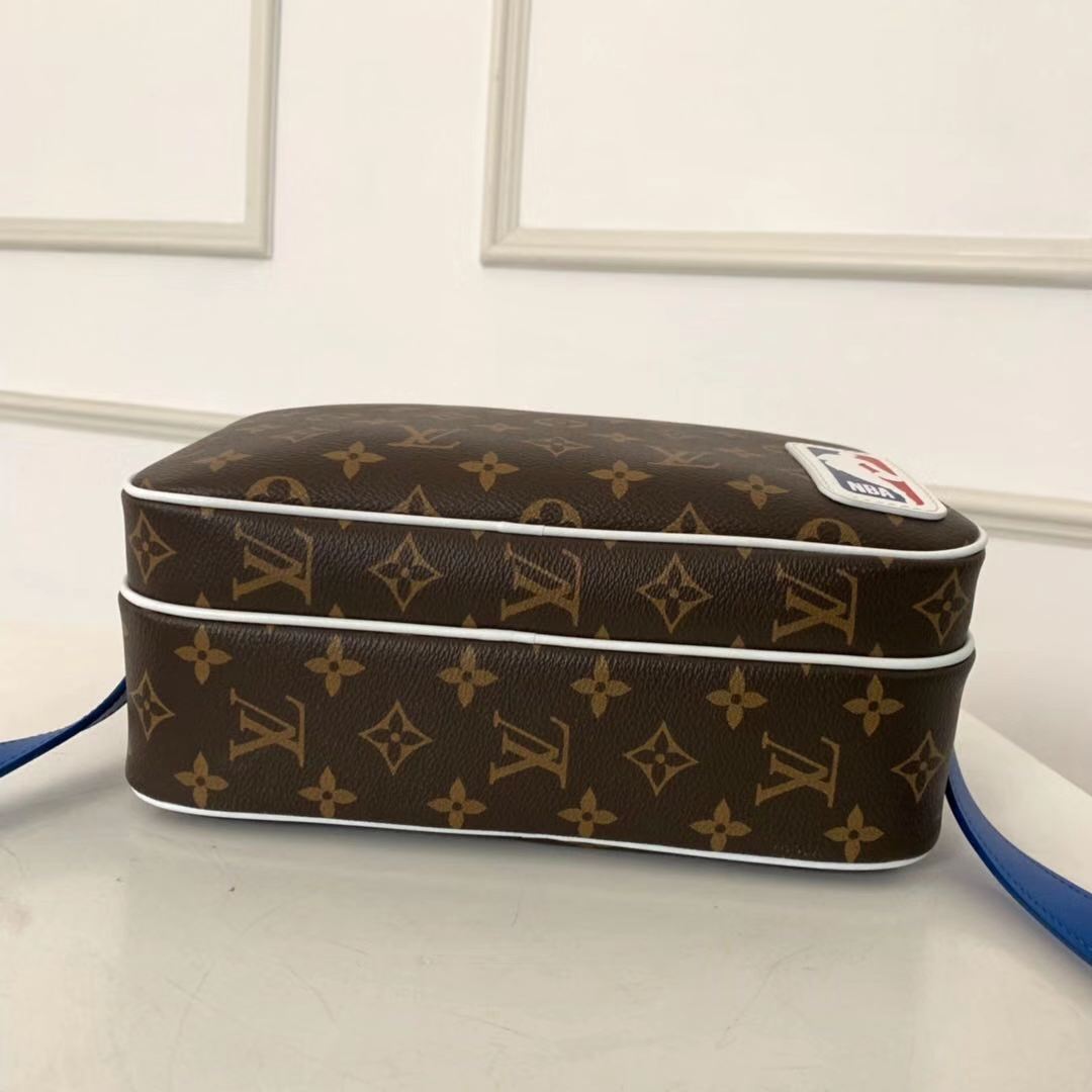 Louis Vuitton LVXNBA NIL MESSENGER Monogram High