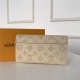 Louis Vuitton IRIS WALLET Mahina Ivory High