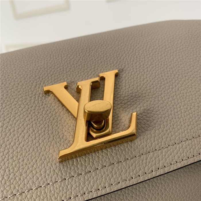 Louis Vuitton LOCKME CHAIN PM Griege High