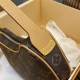 Louis Vuitton POCHETTE CROISSANT Shoulder Bag Monogram M51510 High