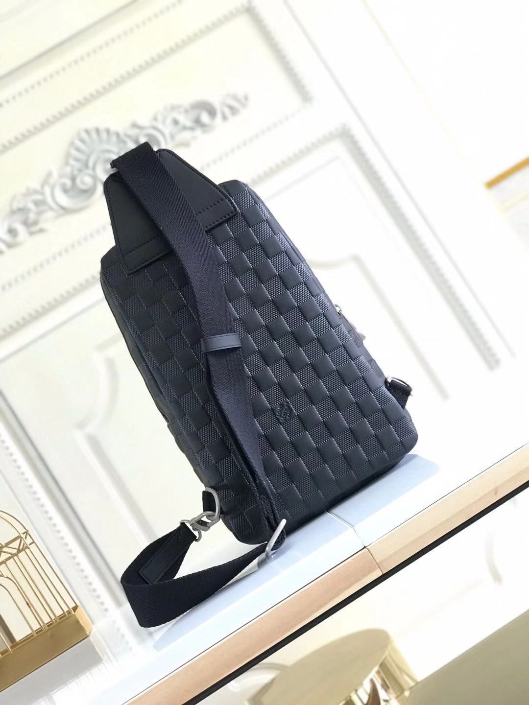 Louis Vuitton AVENUE SLING BAG Damier Infini High