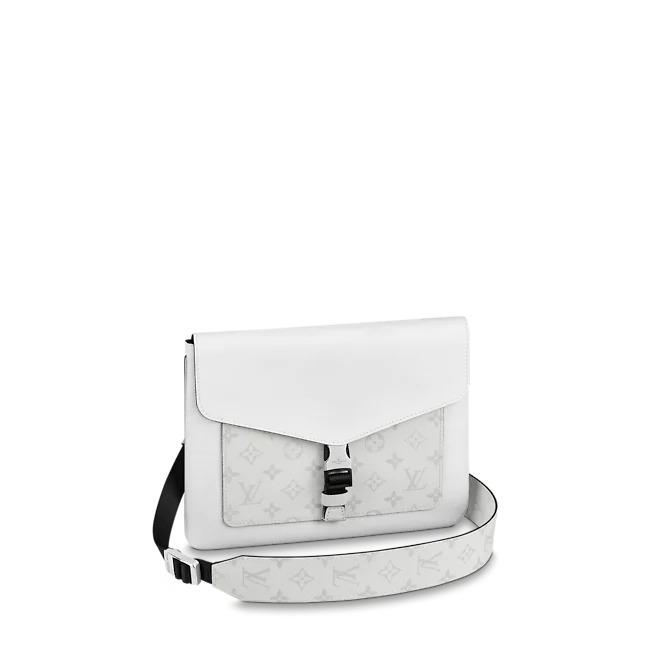 Louis Vuitton OUTDOOR FLAP MESSENGER Taiga White High