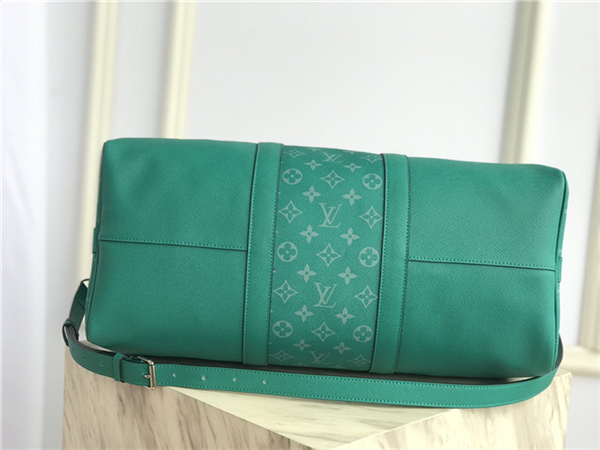 Louis Vuitton KEEPALL BANDOULIÈRE 45 Taiga Green High