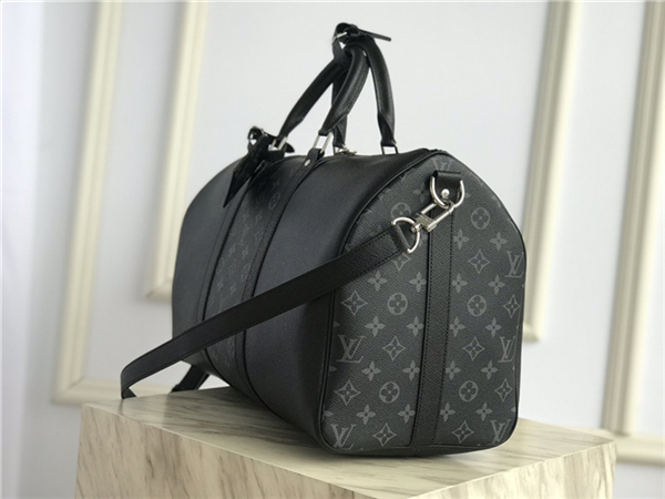 Louis Vuitton KEEPALL BANDOULIÈRE 45 Taiga Black High