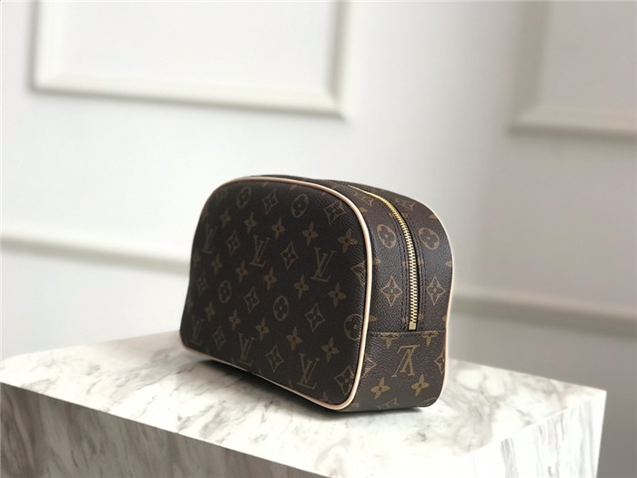 Louis Vuitton TOILETRY BAG 25 Monogram High