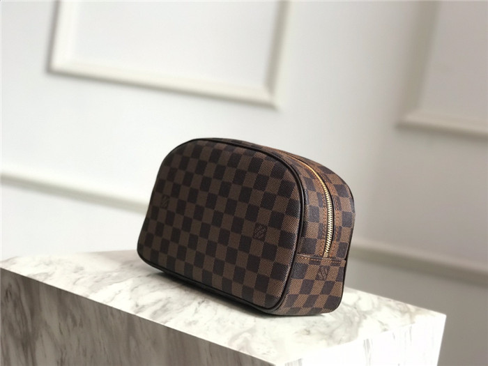 Louis Vuitton TOILETRY BAG 25 Damier Ebene High