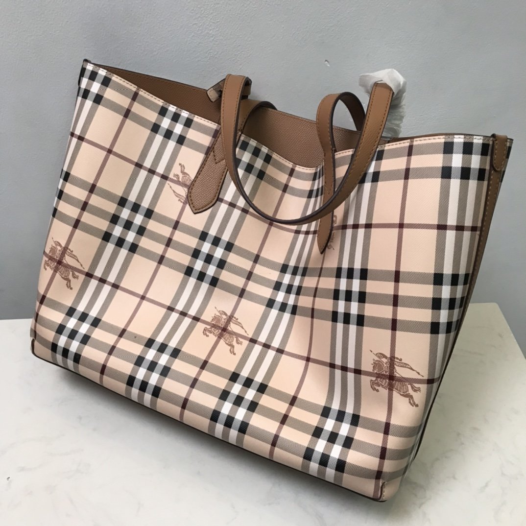 Burberry Tote Brown High