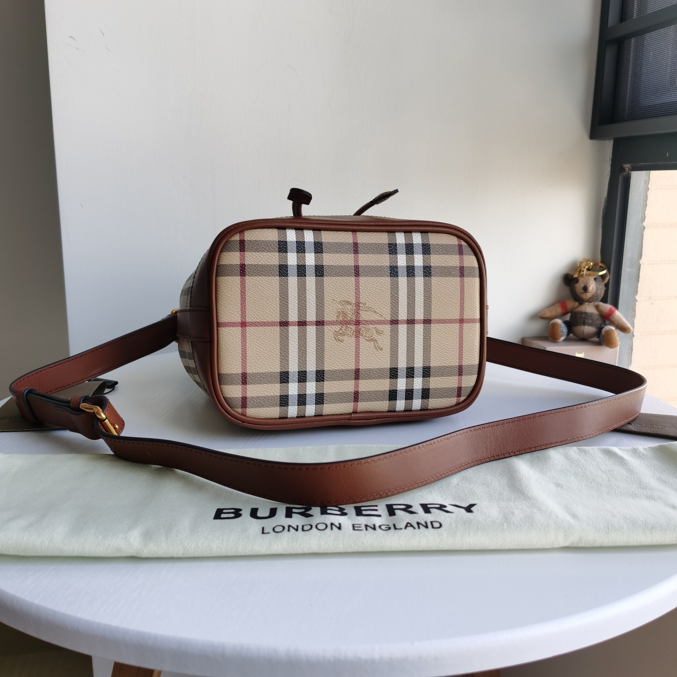 Burberry Bucket Bag High