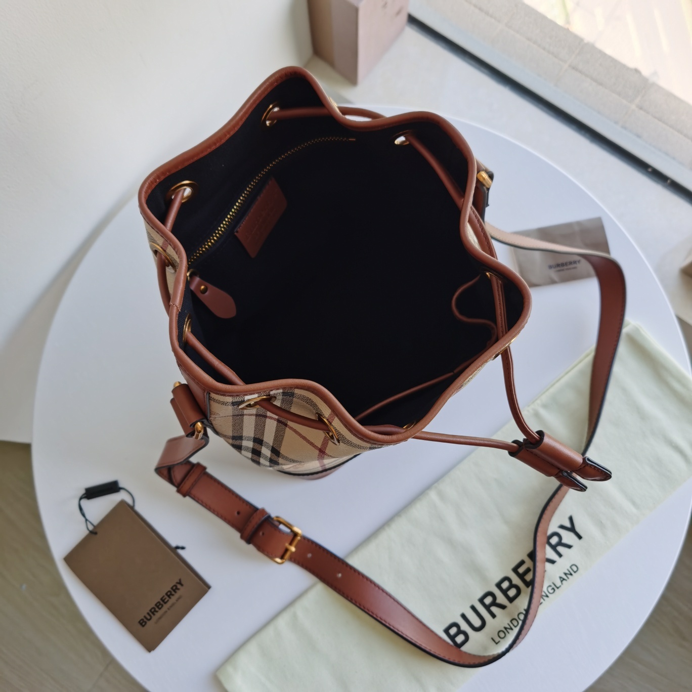 Burberry Bucket Bag High