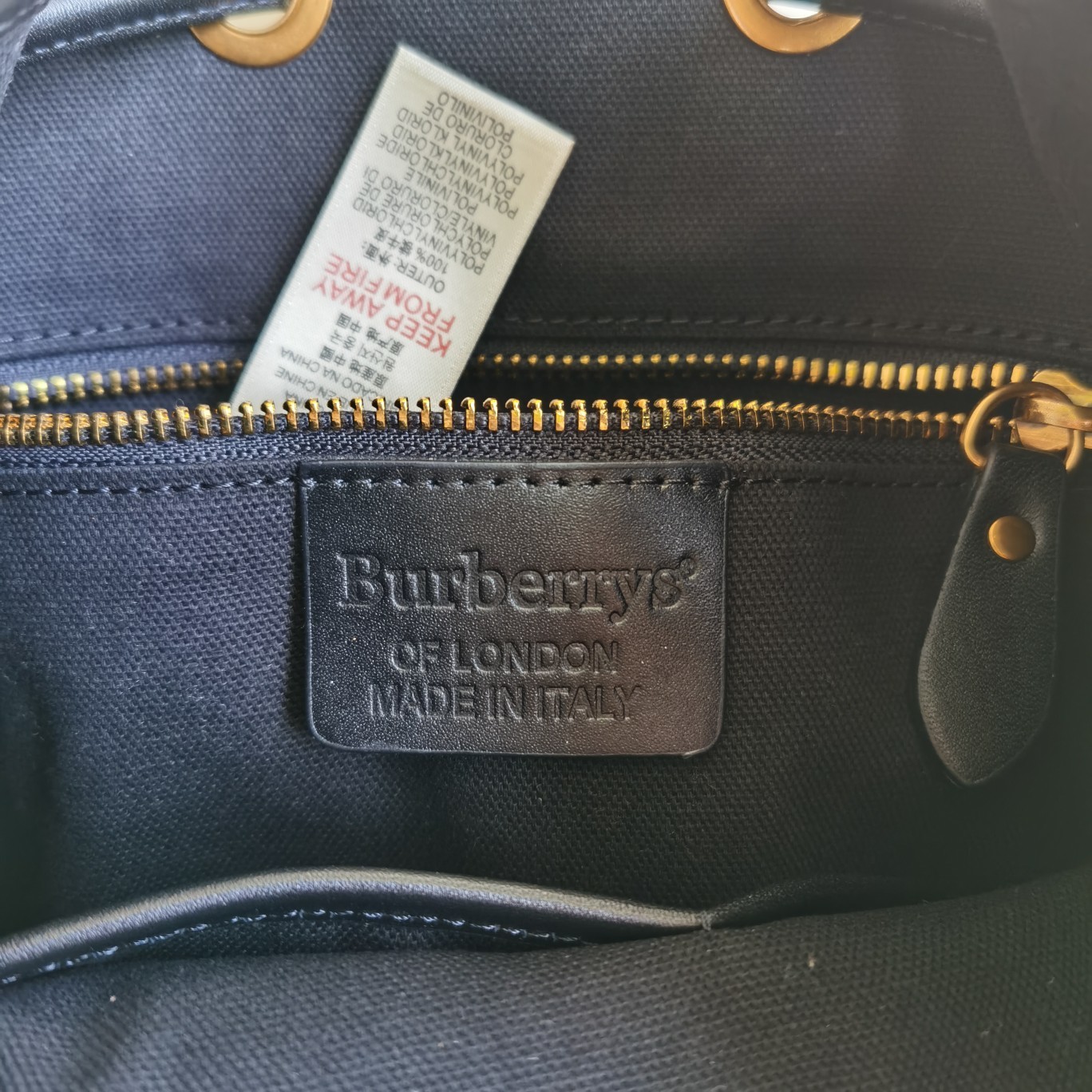 Burberry Bucket Bag High