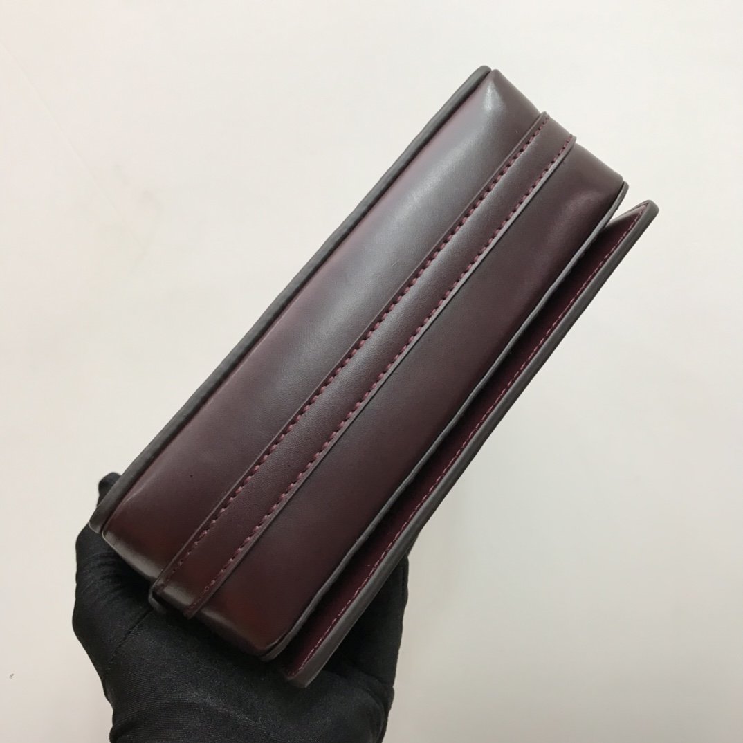 Small Leather Grace Bag Burgundy High