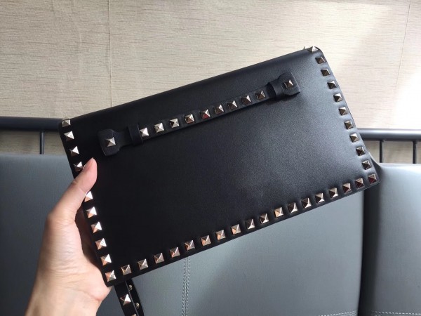 Valentino Medium Clutch In Black Calfskin High