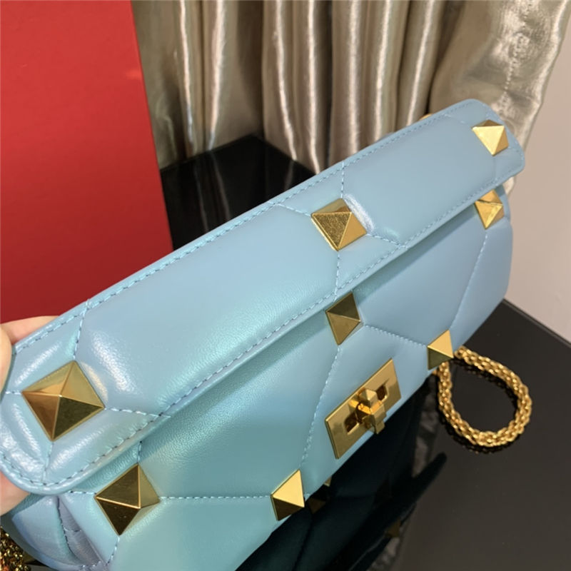 Valentino GARAVANI ROMAN STUD NAPPA CHAIN BAG Light Blue High