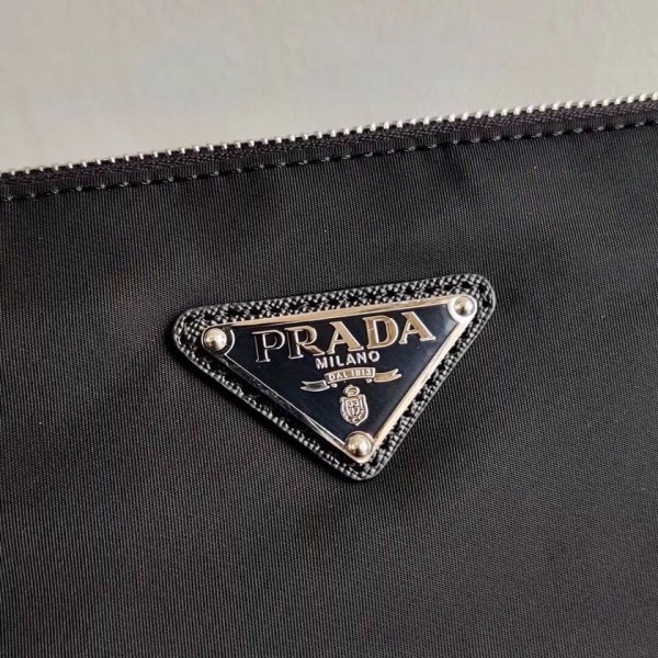 Prada Black Nylon Re-Edition 2000 Shoulder Bag High