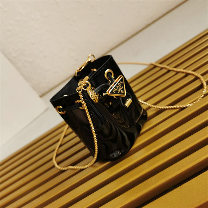 Prada Mini-pouch 1NR016 Patent leather Black High