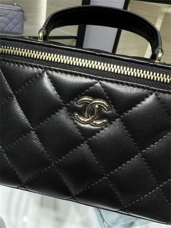 Chanel VANITY WITH CHAIN AP2199 Lambskin Gold-Tone Metal Black High