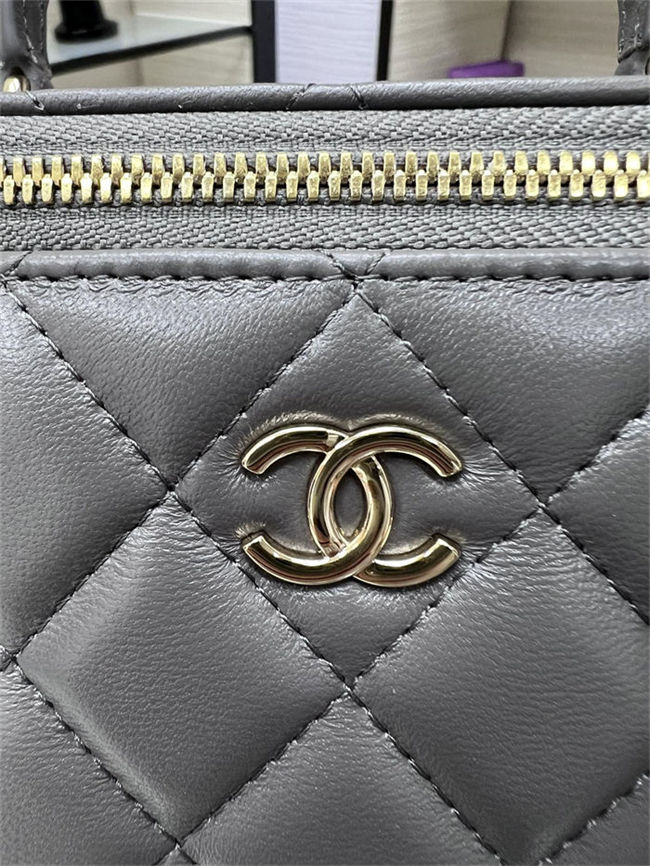 Chanel VANITY WITH CHAIN AP2199 Lambskin Gold-Tone Metal Grey High