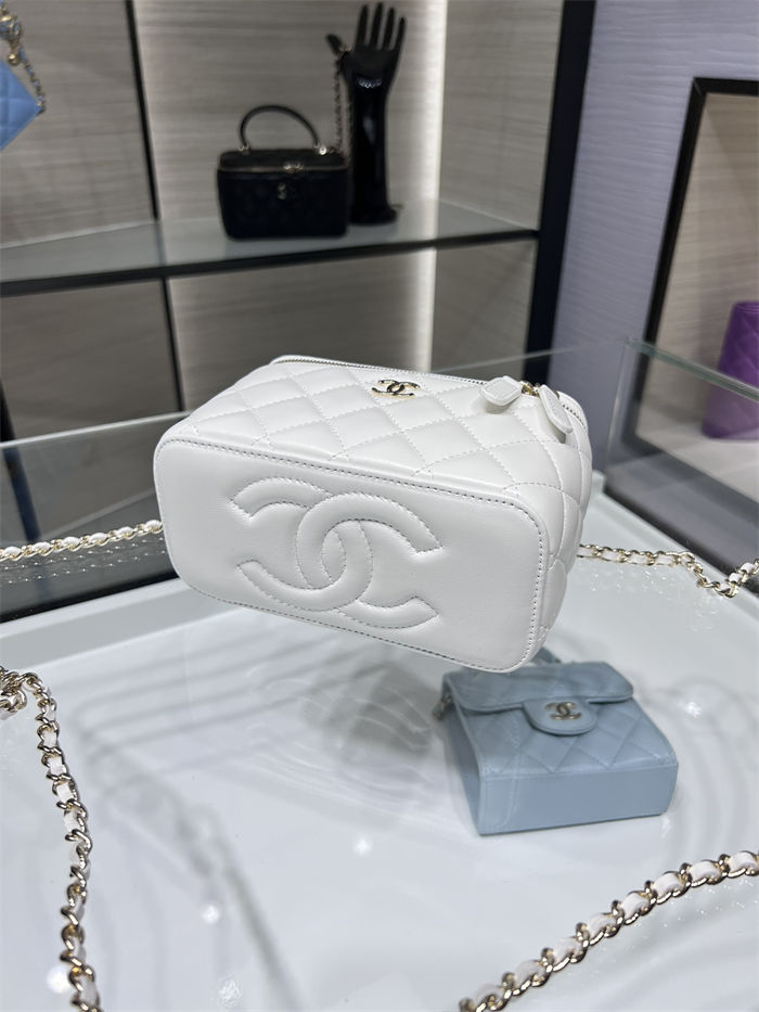 Chanel VANITY WITH CHAIN AP2199 Lambskin Gold-Tone Metal White High