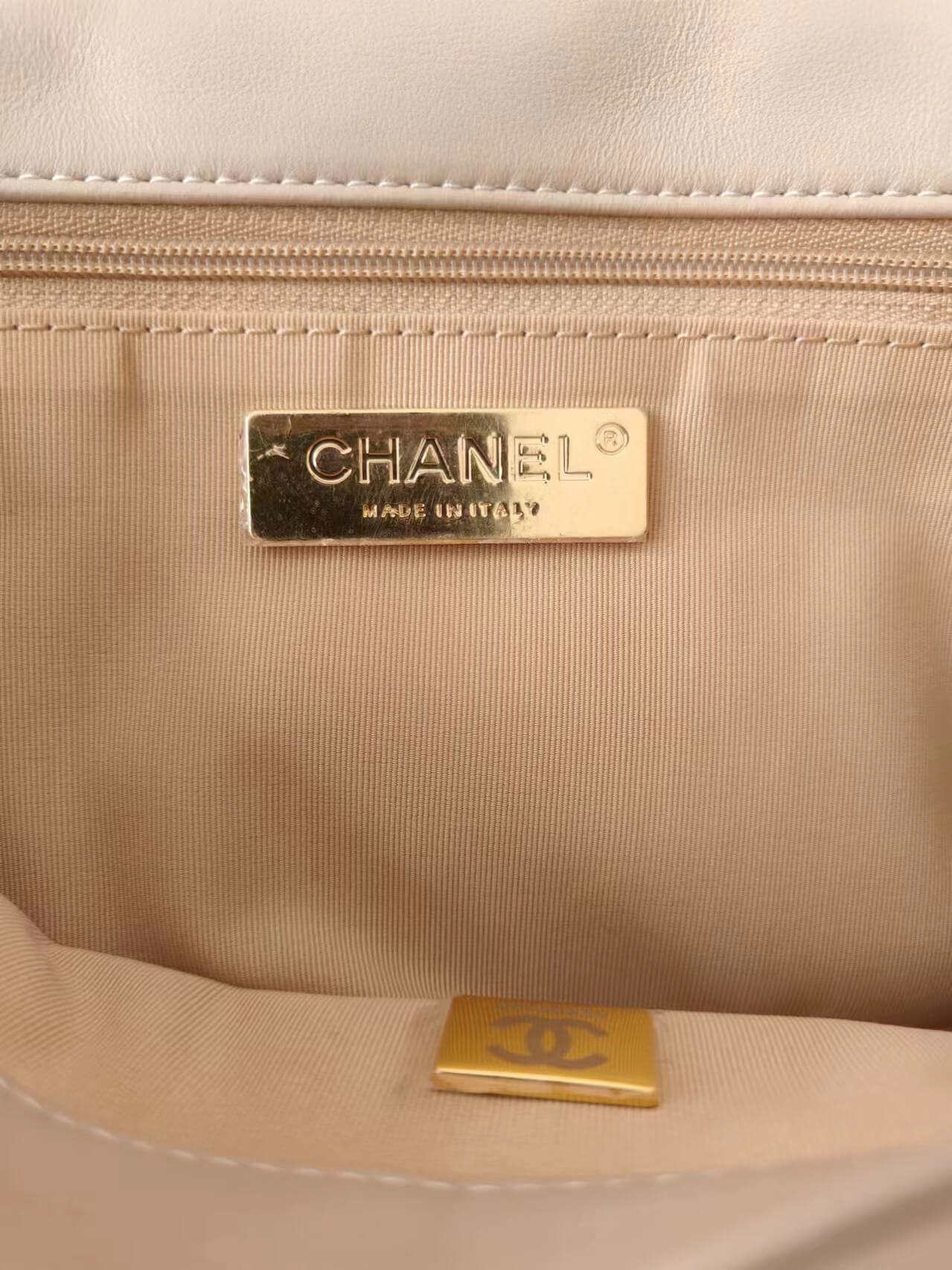 Large Chanel 19 Flap Bag Goatskin/Lambskin High