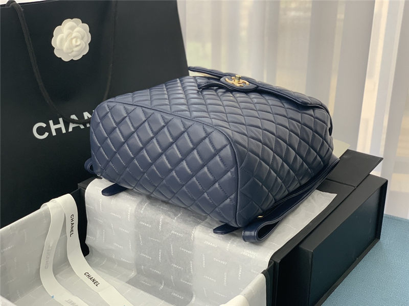 Chanel Large Backpack Lambskin 91122 Gold-Metal Navy High