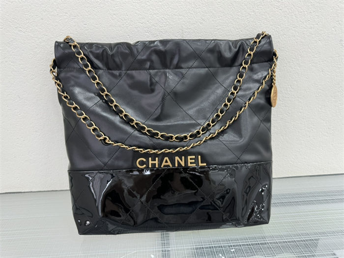 Chanel 22 SMALL HANDBAG Patchwork Shiny Calfskin & Gold-Tone Metal AS3260 High