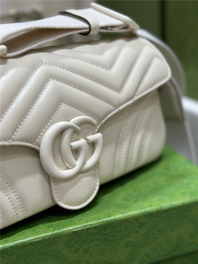 GG MARMONT MATELASSÉ SHOULDER BAG 734814 Leather White high