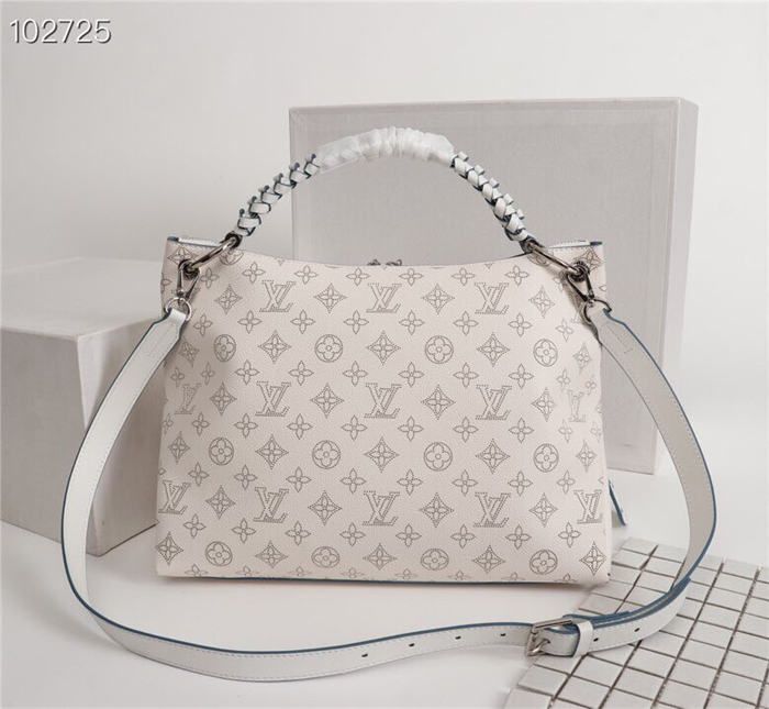 Louis Vuitton Beaubourg Hobo MM Mahina White