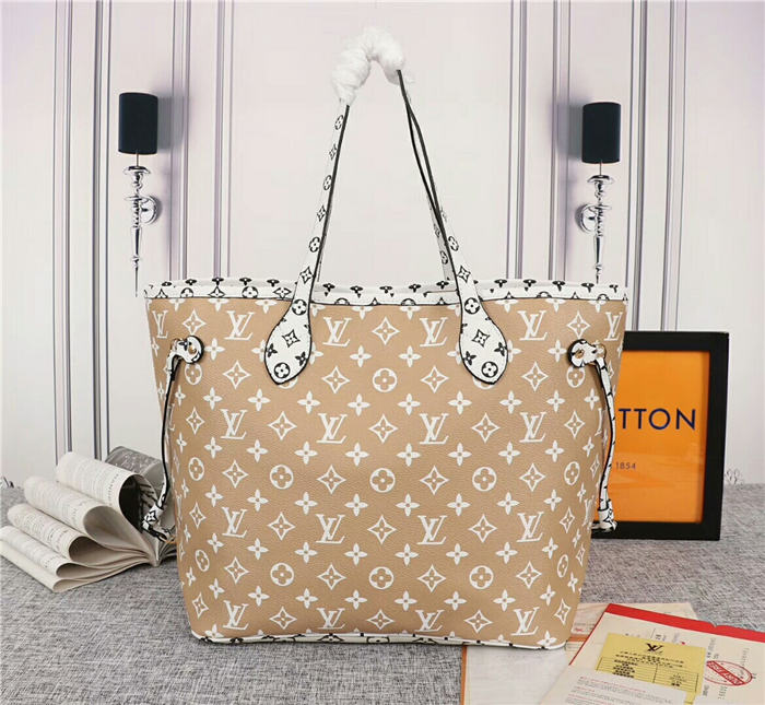 Louis Vuitton Neverfull MM Bag Monogram Green Mid