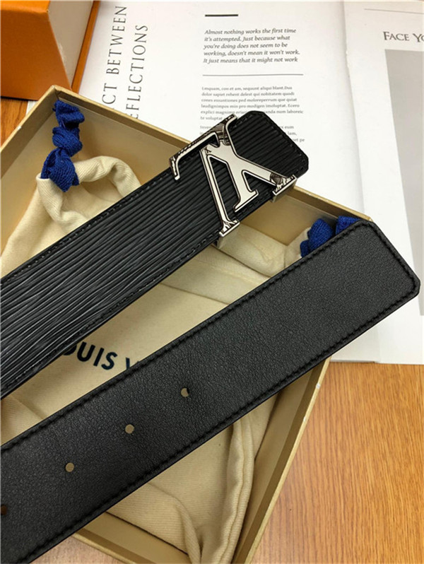 Louis Vuitton LV INITIALES 40MM BELT Epi High