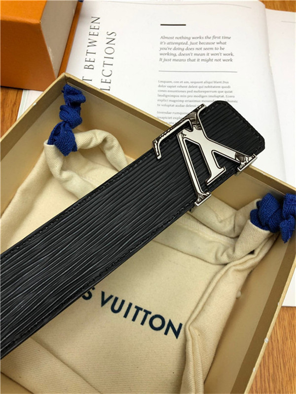 Louis Vuitton LV INITIALES 40MM BELT Epi High