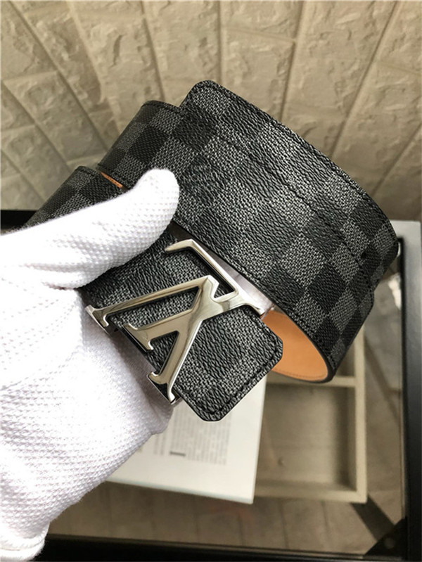 Louis Vuitton LV INITIALES 40MM BELT Damier High