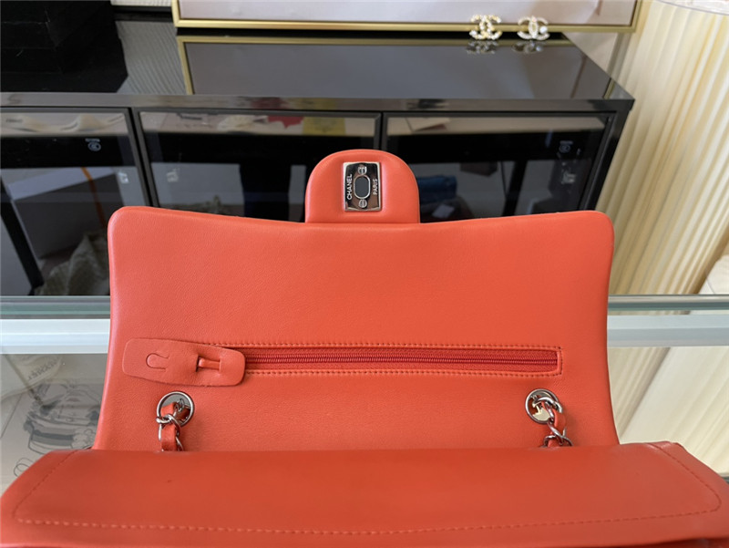 Medium CLASSIC HANDBAG Lambskin Orange Silver Metal A