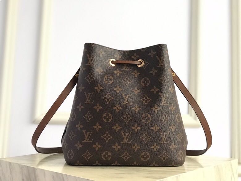 Louis Vuitton NéoNoé MM Bag Monogram Canvas M44887 High