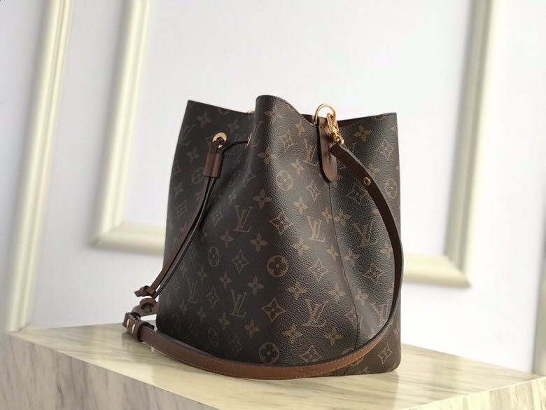 Louis Vuitton NéoNoé MM Bag Monogram Canvas M44887 High