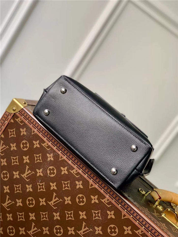 Louis Vuitton LOCKME EVER MINI Grained calf leather M20997 High