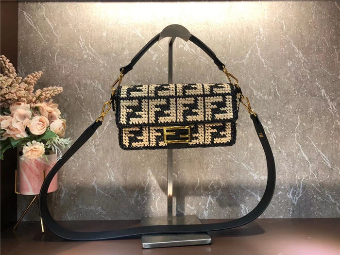 Fendi BAGUETTE raffia FF bag Black Mid